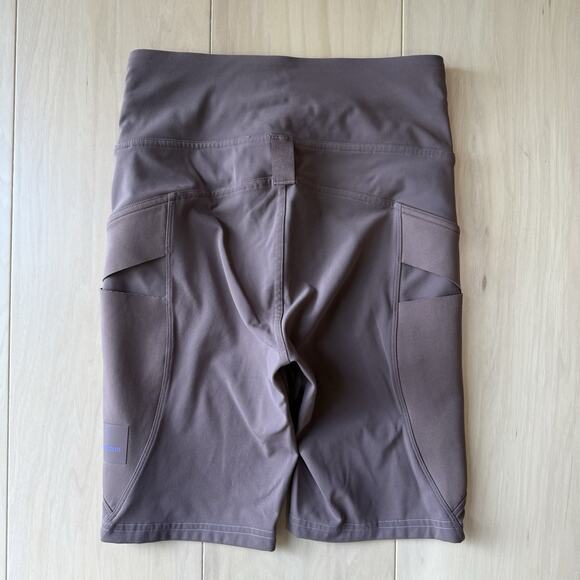 Lululemon Cargo Supper High Rise Hiking Shorts 4 Mauve Athleisure - Picture 5 of 6